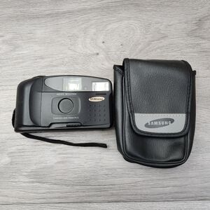 Vintage Samsung FF-222 Black Camera 35mm Point & Shoot Film Red Eye Reduction AA